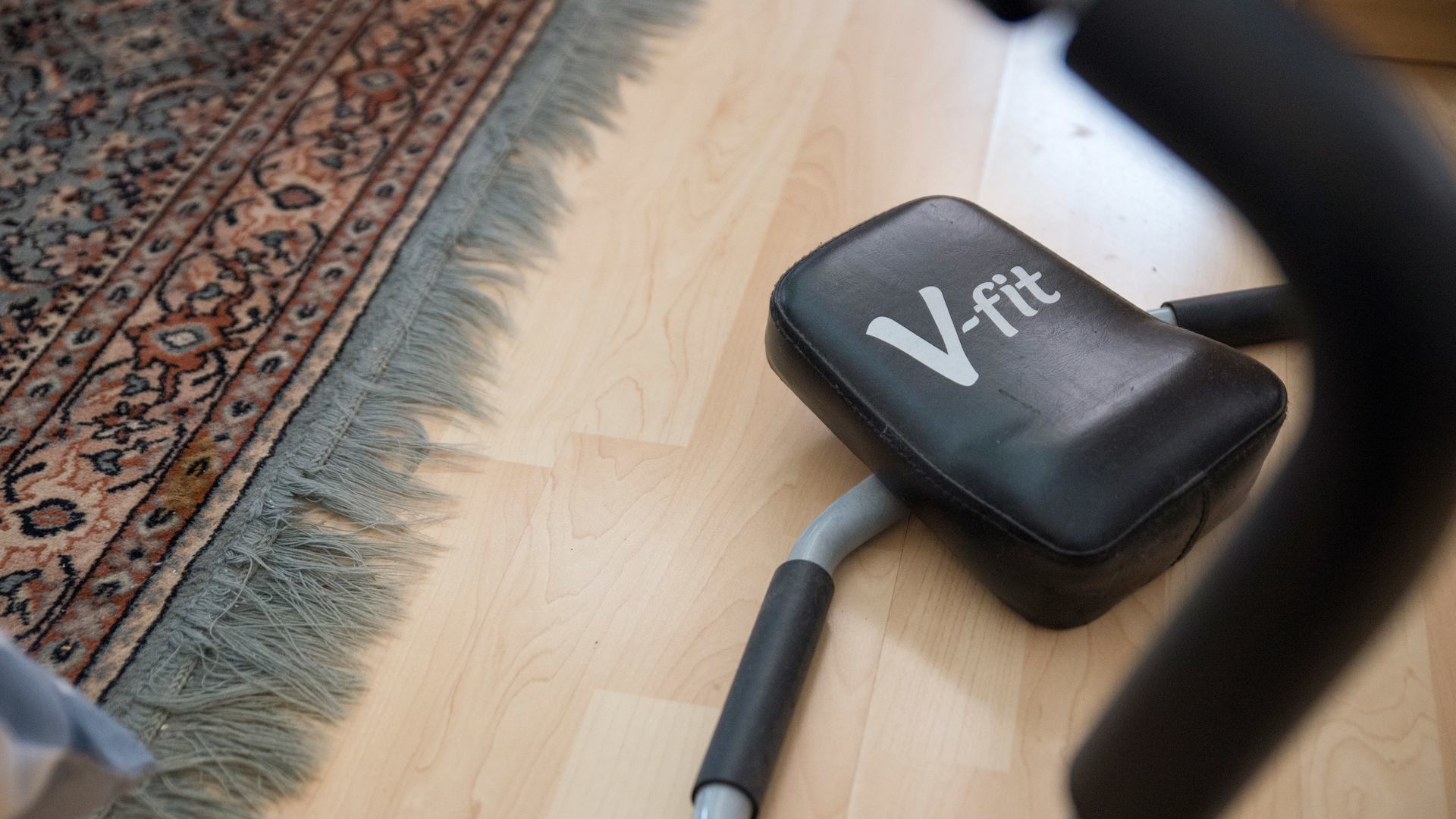 V-fit exercise machine