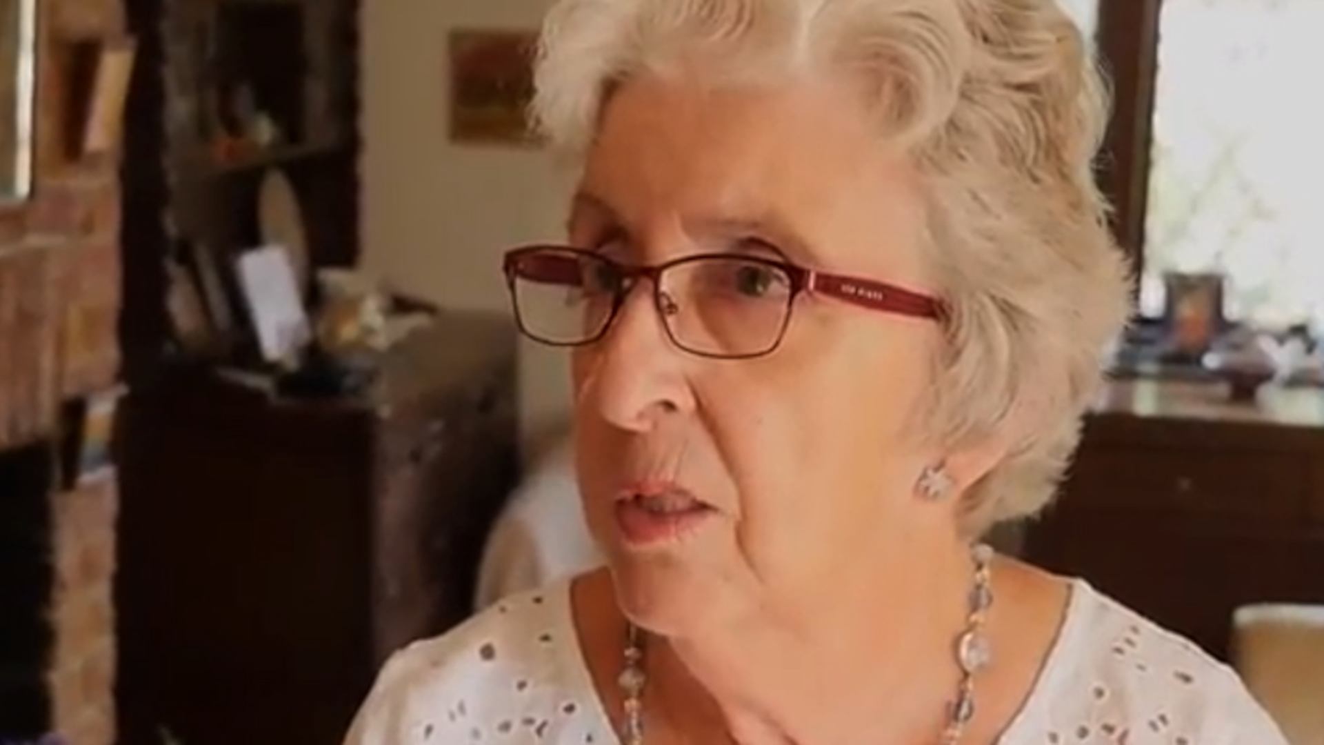 Older lady at home